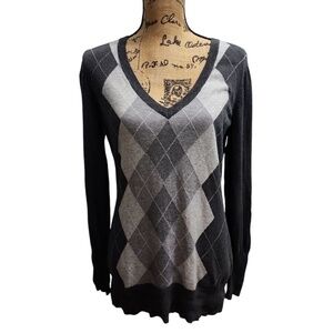 GAP Classic V-Neck Argyle Cotton Sweater Gray Black Diamond Pattern Medium
